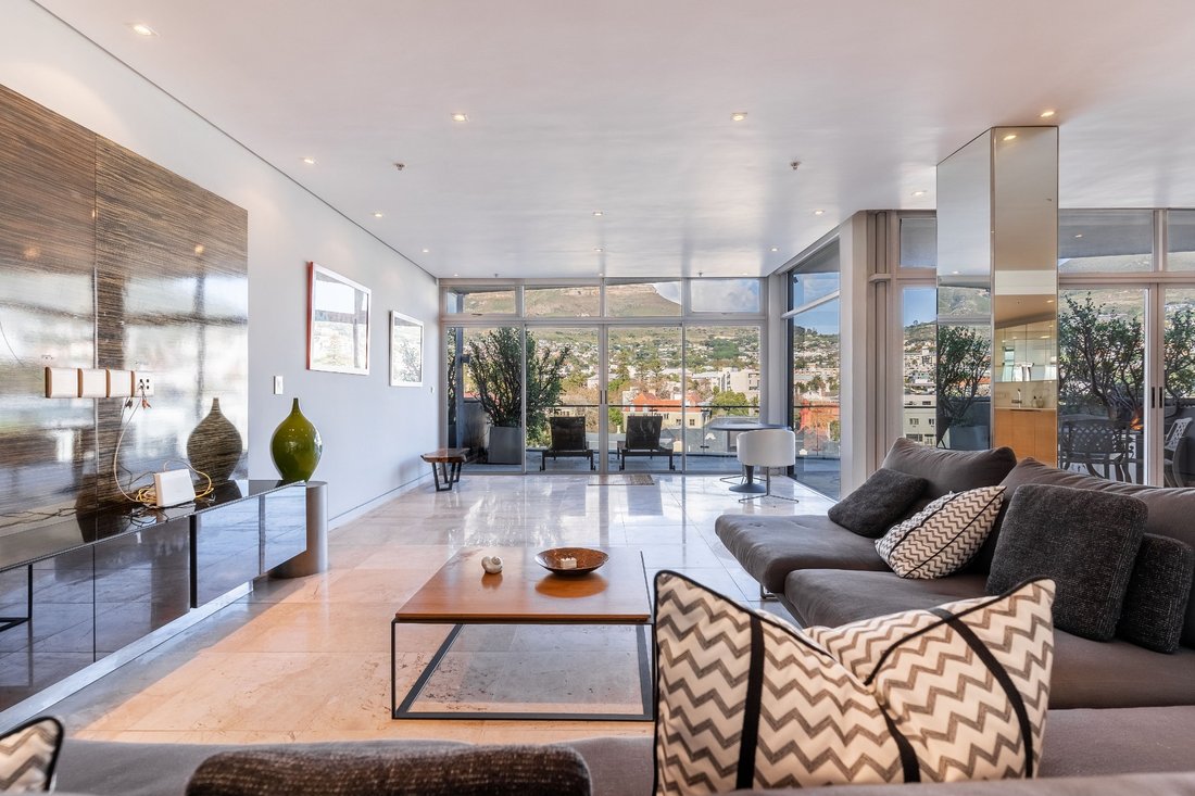 Apartment in Cape Town, Western Cape, South Africa 3 - 17095152