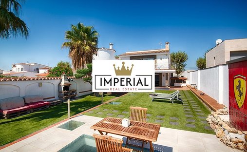 Maison à Empuriabrava, Catalogne, Espagne 1