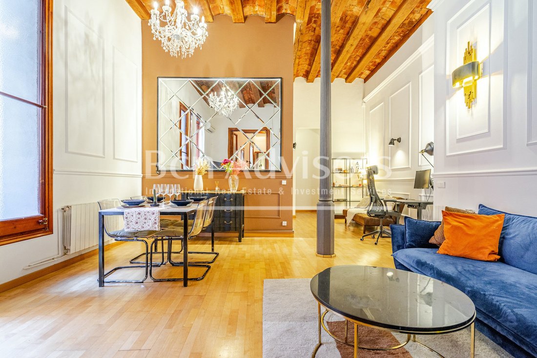 Apartment in Ciutat Vella, Barcelona, Spain 3 - 18355827