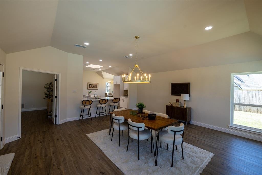 House in Granbury, Texas, United States 5 - 18355288