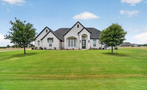 House in Springtown, Texas, United States 1