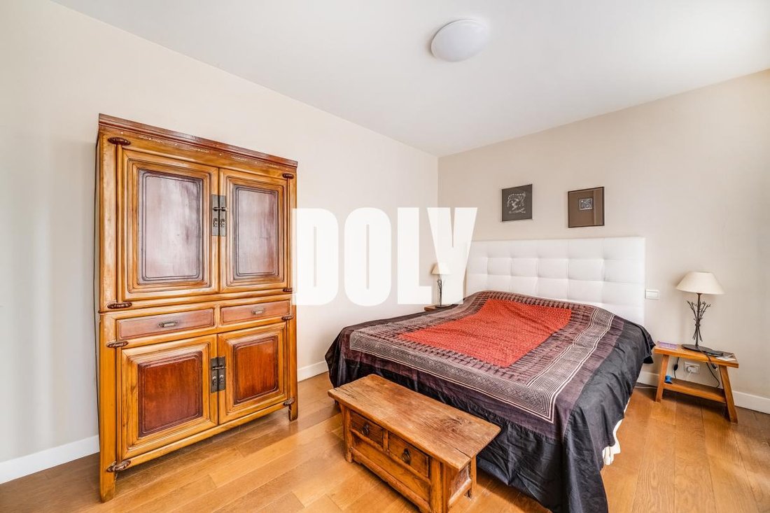 Apartment in Palais Royal, Paris 1er Arrondissement, Paris 5 - 18353485