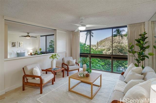 Condo in Honolulu, Hawaii, United States 3 - 18353304