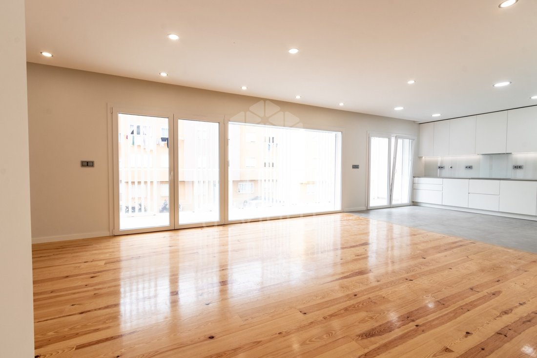 Apartment in Estoril, Cascais e Estoril, Lisbon 2 - 18355687
