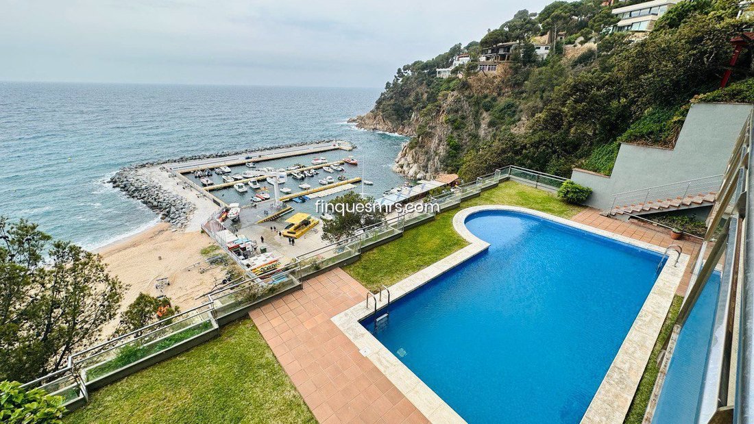 Villa in Lloret de Mar, Catalonia, Spain 2 - 18354789