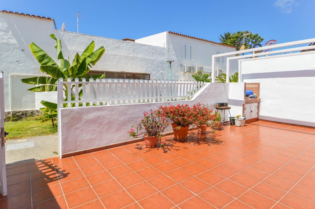Villa in Maspalomas, San Bartolome de Tirajana, Canary Islands 2 - 18353565