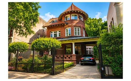 House in New York, New York, United States 1