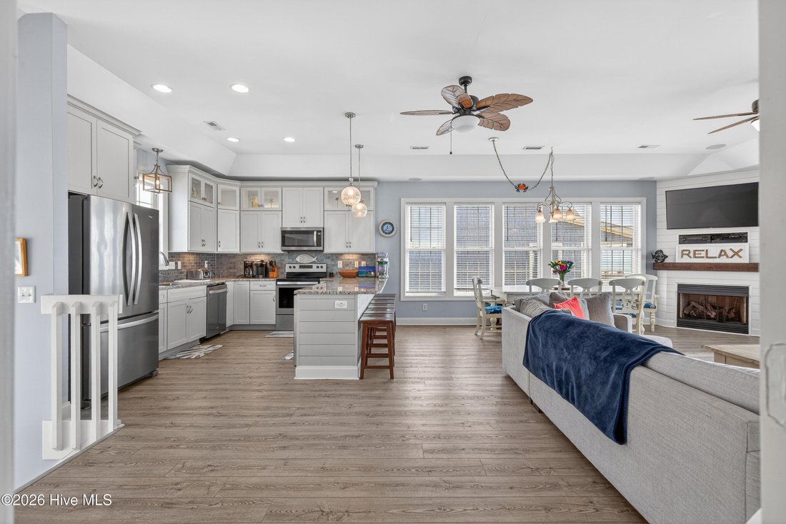 House in North Topsail Beach, North Carolina, United States 4 - 18354039