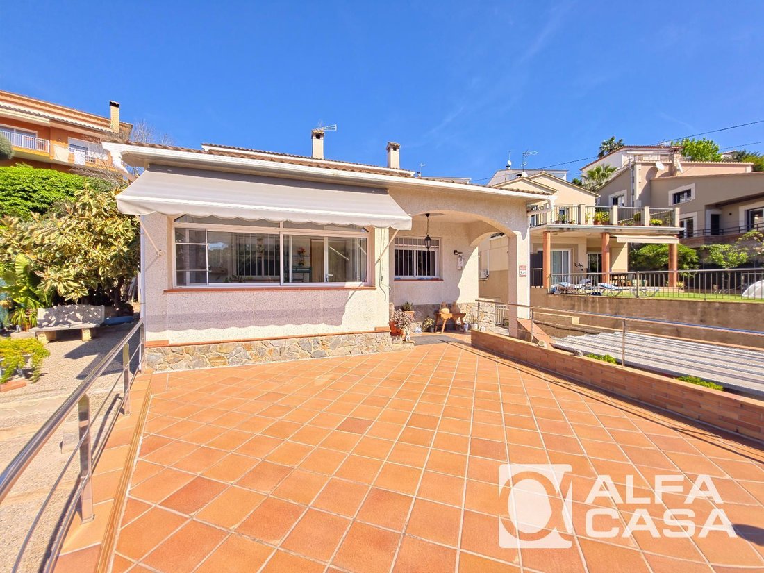 House in Lloret de Mar, Catalonia, Spain 1 - 18351443