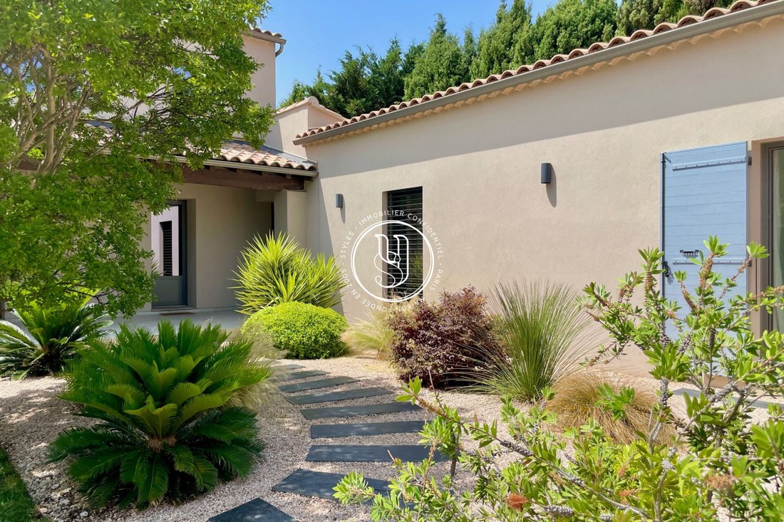 Villa in Saint-Rémy-de-Provence, Provence-Alpes-Côte d'Azur, France 3 - 18352344