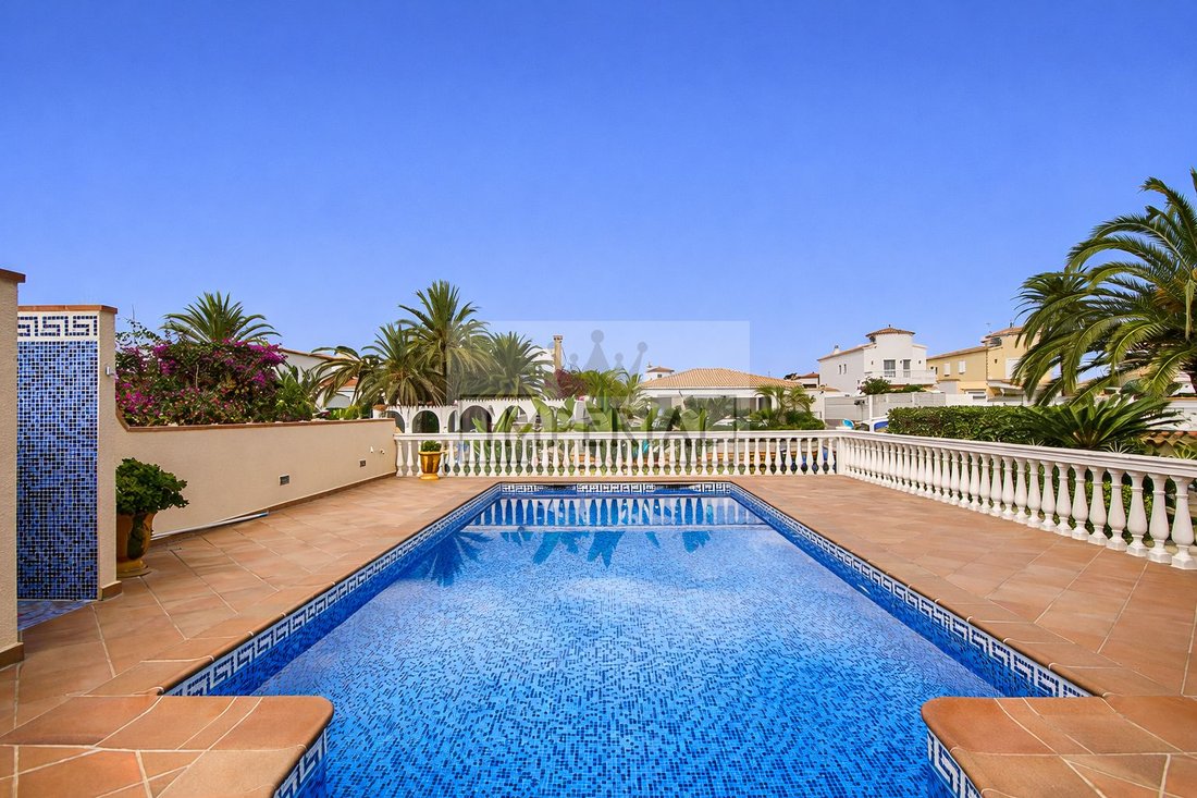 House in Empuriabrava, Catalonia, Spain 5 - 18352217