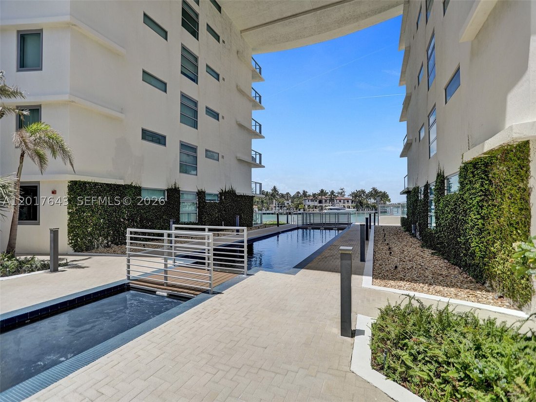 Condo in Miami Beach, Florida, United States 4 - 17943661