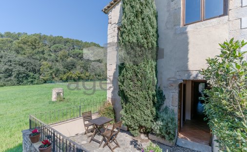 Chalet in Girona, Catalonia, Spain 1