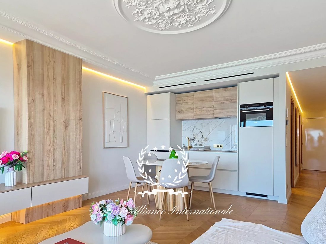 Apartment in Cannes, Provence-Alpes-Côte d'Azur, France 2 - 18323125