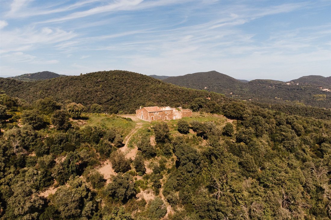 Finca in Cruilles, Monells i Sant Sadurni de l'Heura, Catalonia, Spain 5 - 18351399