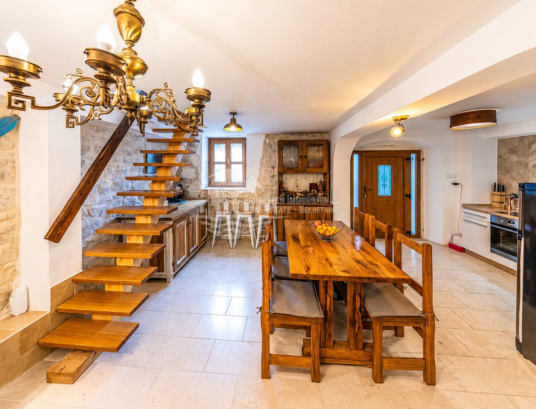 House in Okrug Gornji, Split-Dalmatia County, Croatia 4 - 18355611