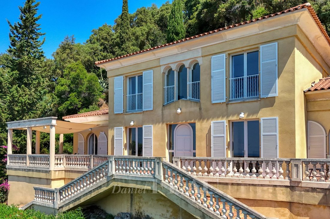 Villa in Rayol-Canadel-sur-Mer, Provence-Alpes-Côte d'Azur, France 5 - 17684329