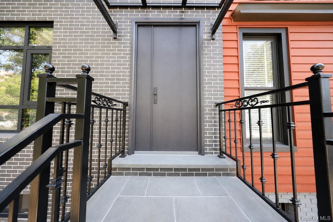 Apartment in New York, New York, United States 5 - 18354988