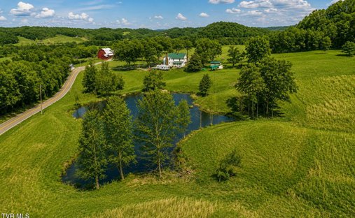 House in Midway, Tennessee, United States 1