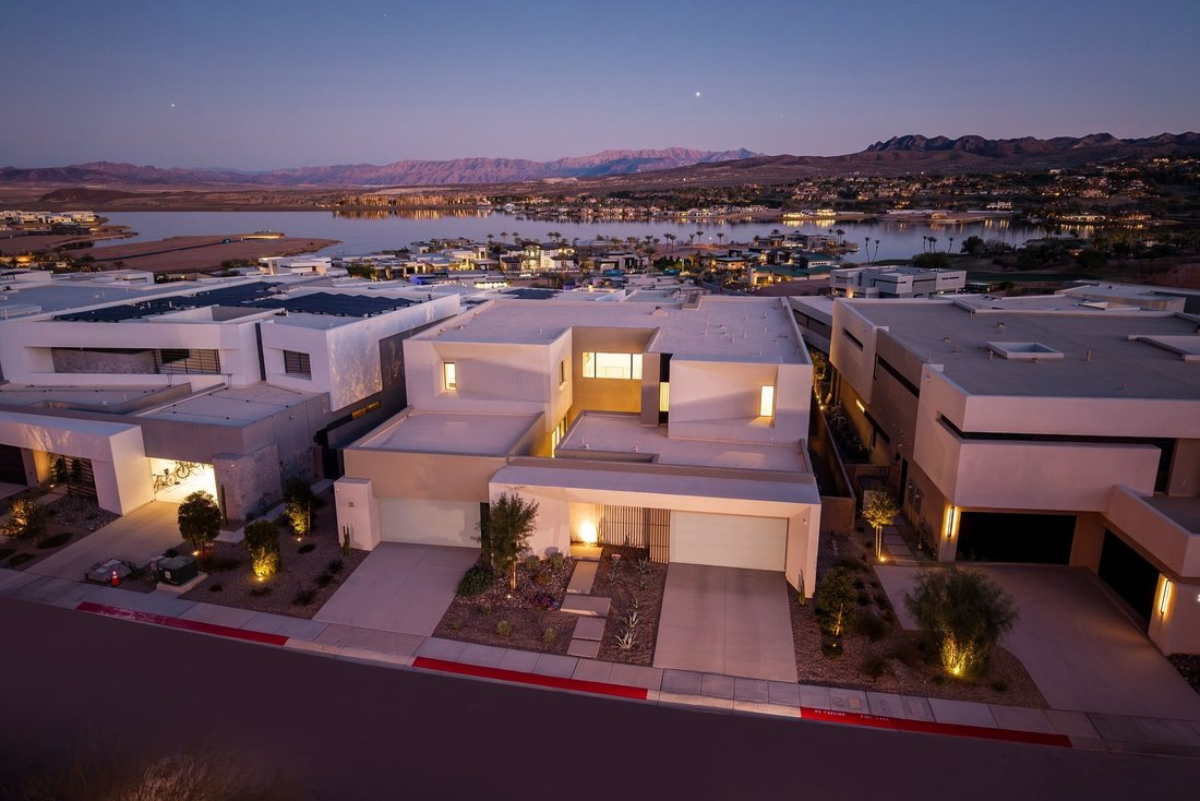 House in Henderson, Nevada, United States 2 - 17076317