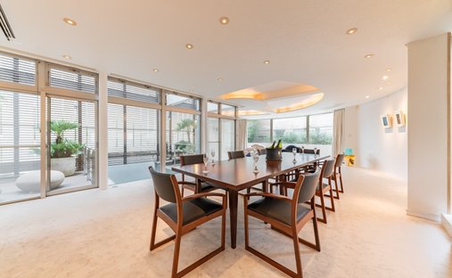 House in Minato City, Tokyo, Japan 1