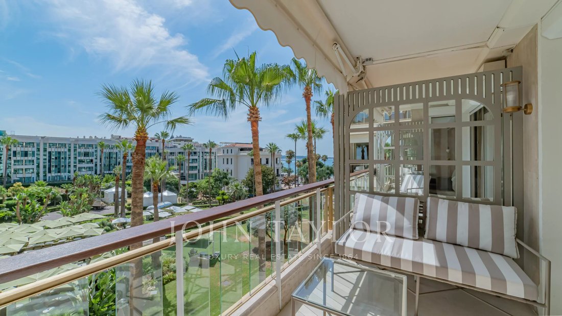 Apartment in Cannes, Provence-Alpes-Côte d'Azur, France 1 - 18352682