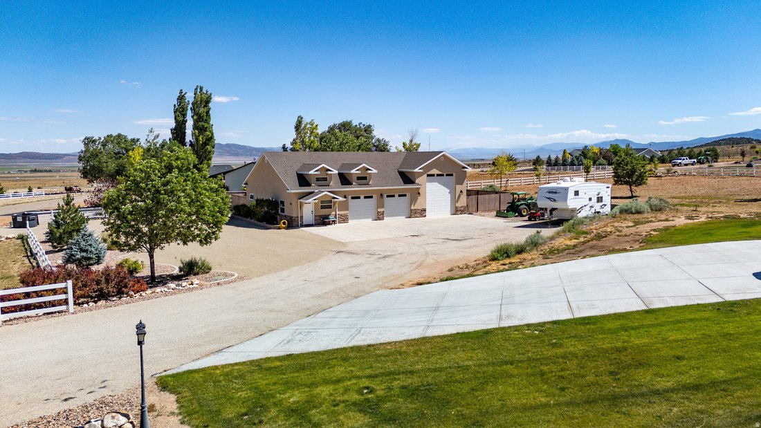 House in Parowan, Utah, United States 3 - 18354886
