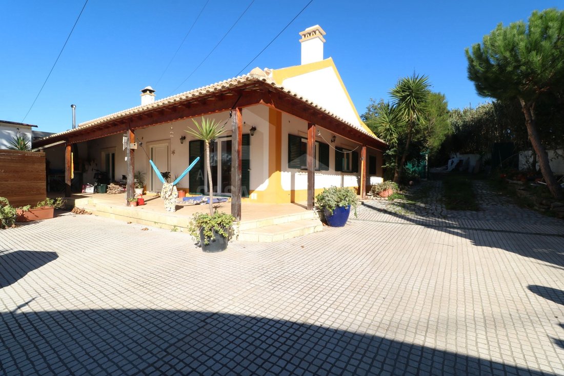 Finca in Ericeira, Lisbon, Portugal 1 - 18355741
