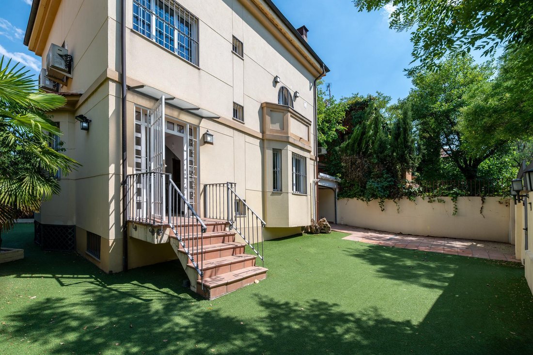 Villa in Chamartín, Madrid, Spain 2 - 18352787