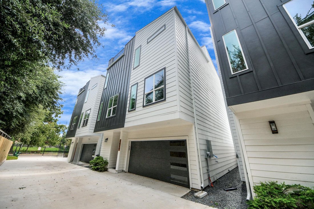 House in Houston, Texas, United States 3 - 18355394