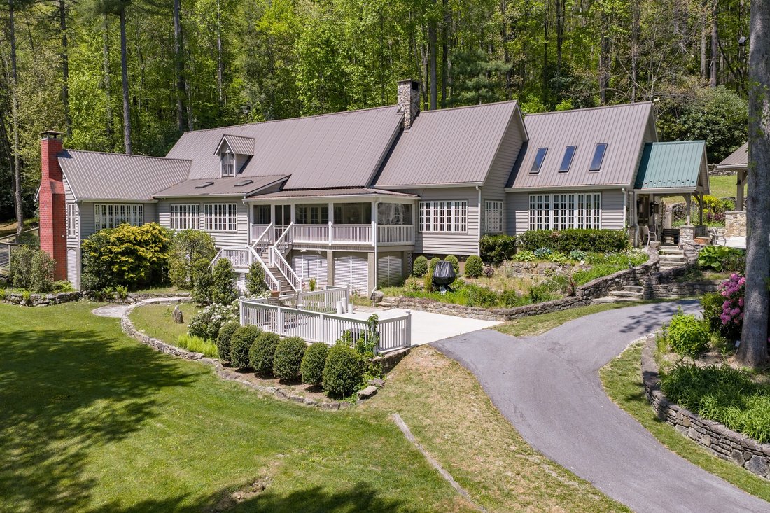 House in Highlands, North Carolina, United States 1 - 18352104