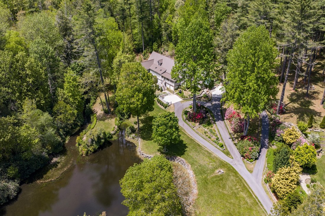 House in Highlands, North Carolina, United States 5 - 18352104
