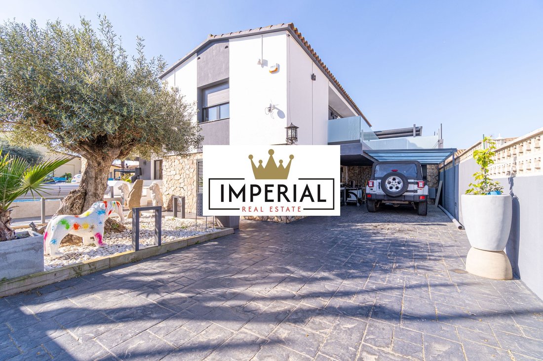 House in Empuriabrava, Catalonia, Spain 3 - 18352432