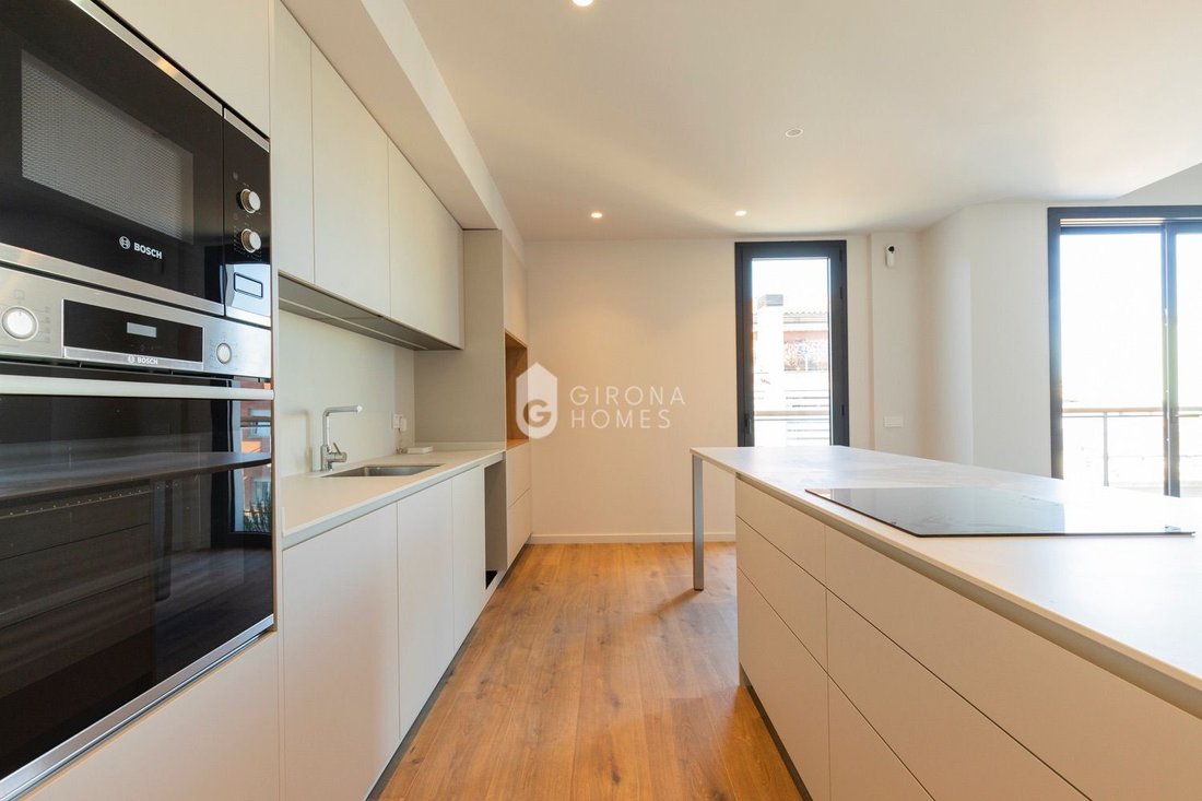 Penthouse in Girona, Catalonia, Spain 5 - 18351762