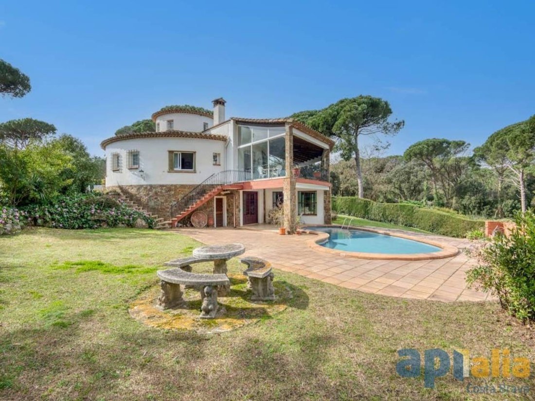 Chalet in Santa Cristina d'Aro, Catalonia, Spain 1 - 18351156