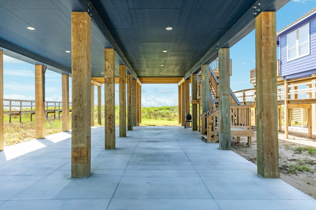 House in Freeport, Texas, United States 3 - 18355400