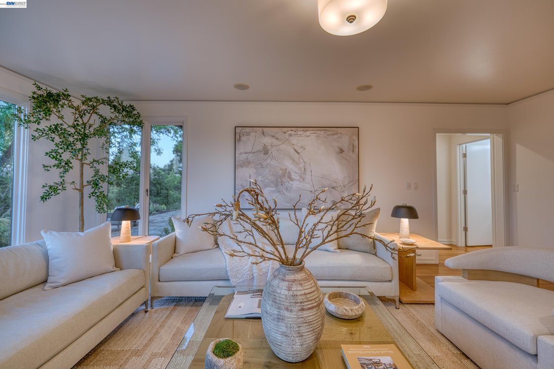 House in Emerald Hills, California, United States 5 - 18355028