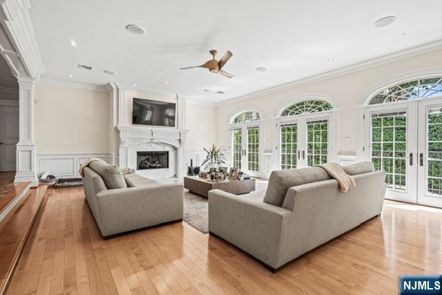 House in Cliffside Park, New Jersey, United States 5 - 17877186
