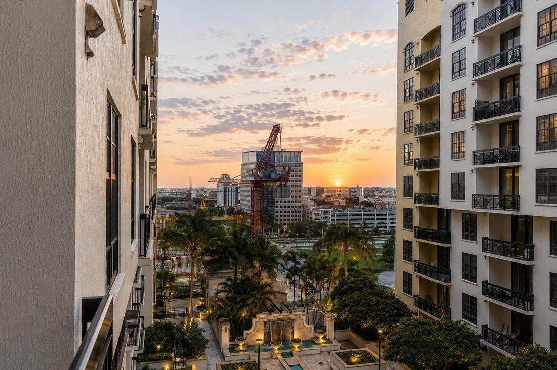 Condo in West Palm Beach, Florida, United States 2 - 18355578