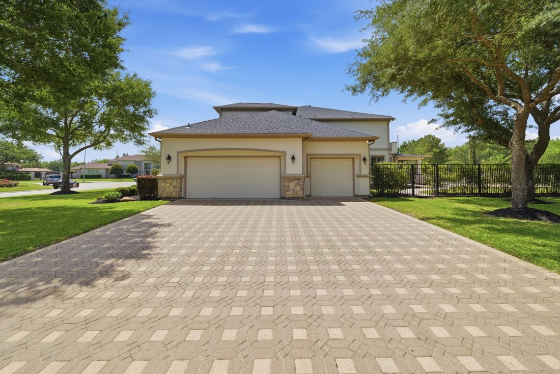 House in Katy, Texas, United States 5 - 18353789