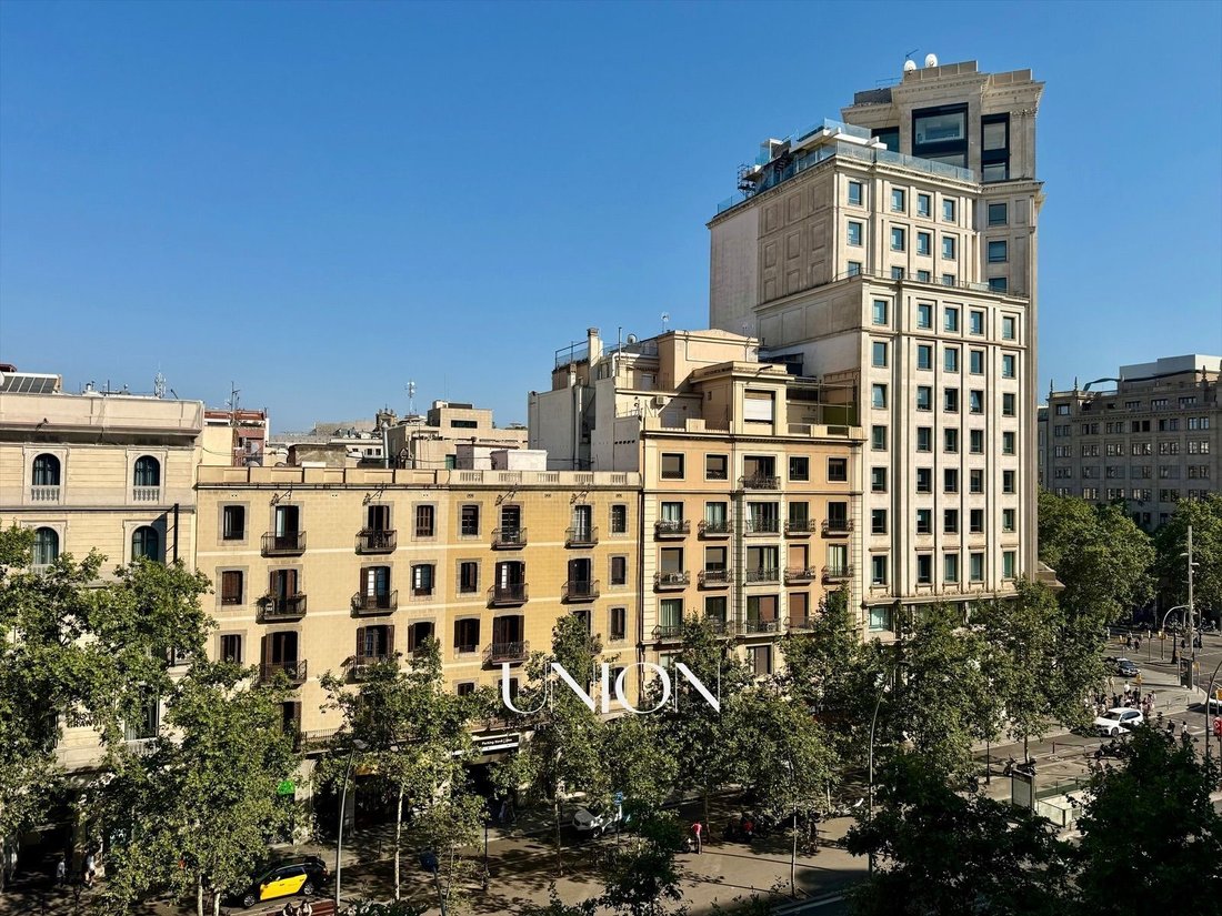 Apartment in Eixample, Barcelona, Spain 2 - 18352135