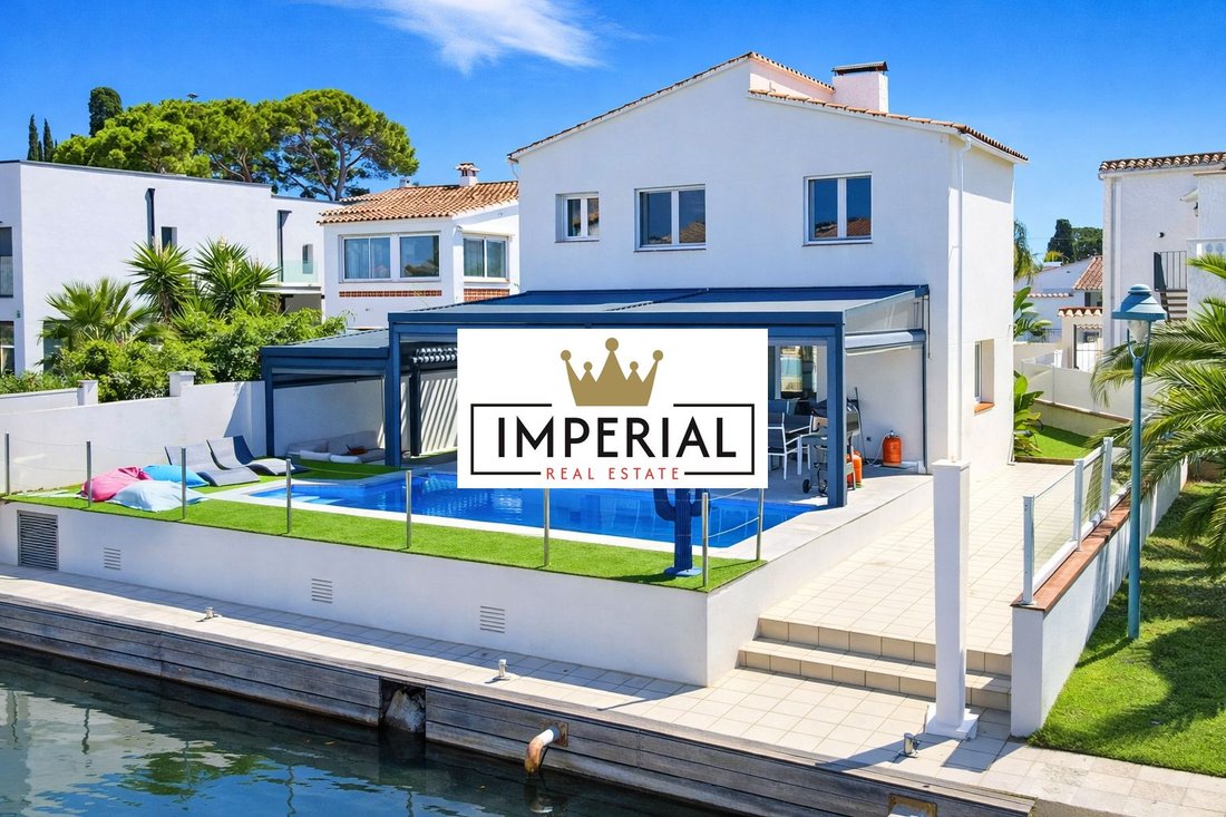 House in Empuriabrava, Catalonia, Spain 1 - 18352418