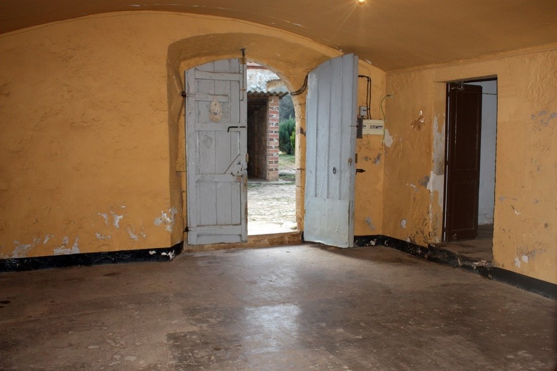 Country House in Porqueres, Catalonia, Spain 4 - 18352409