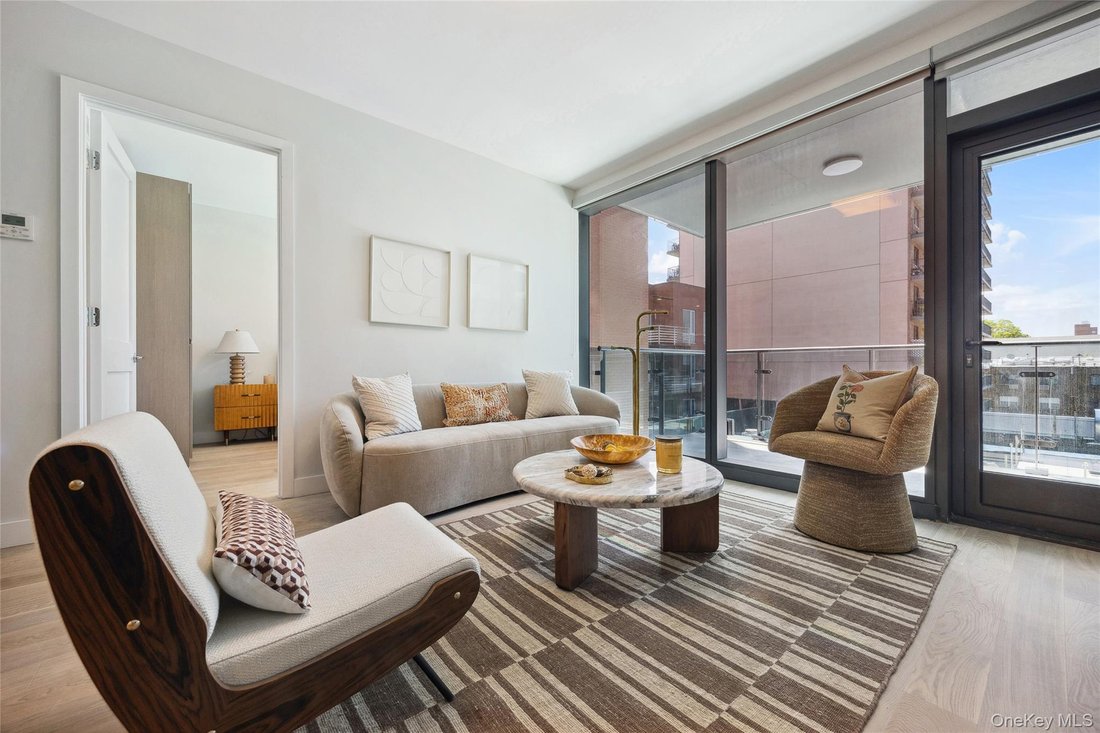 Condo in New York, New York, United States 3 - 18355013