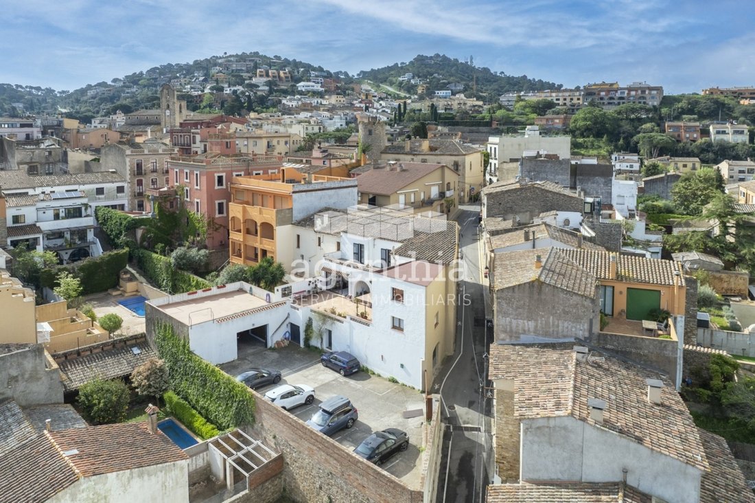 Chalet in Begur, Catalonia, Spain 1 - 18351732