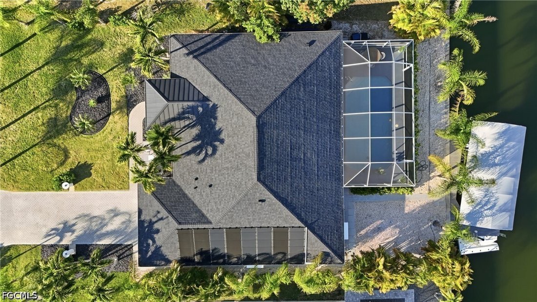 House in Cape Coral, Florida, United States 5 - 18354011