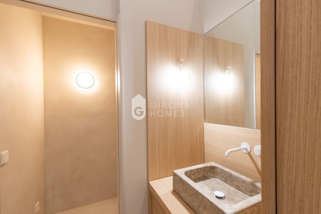 Apartment in Girona, Catalonia, Spain 5 - 18351848