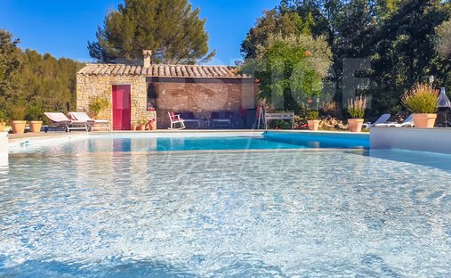 House in Centre Ville, Le Beausset, France 1
