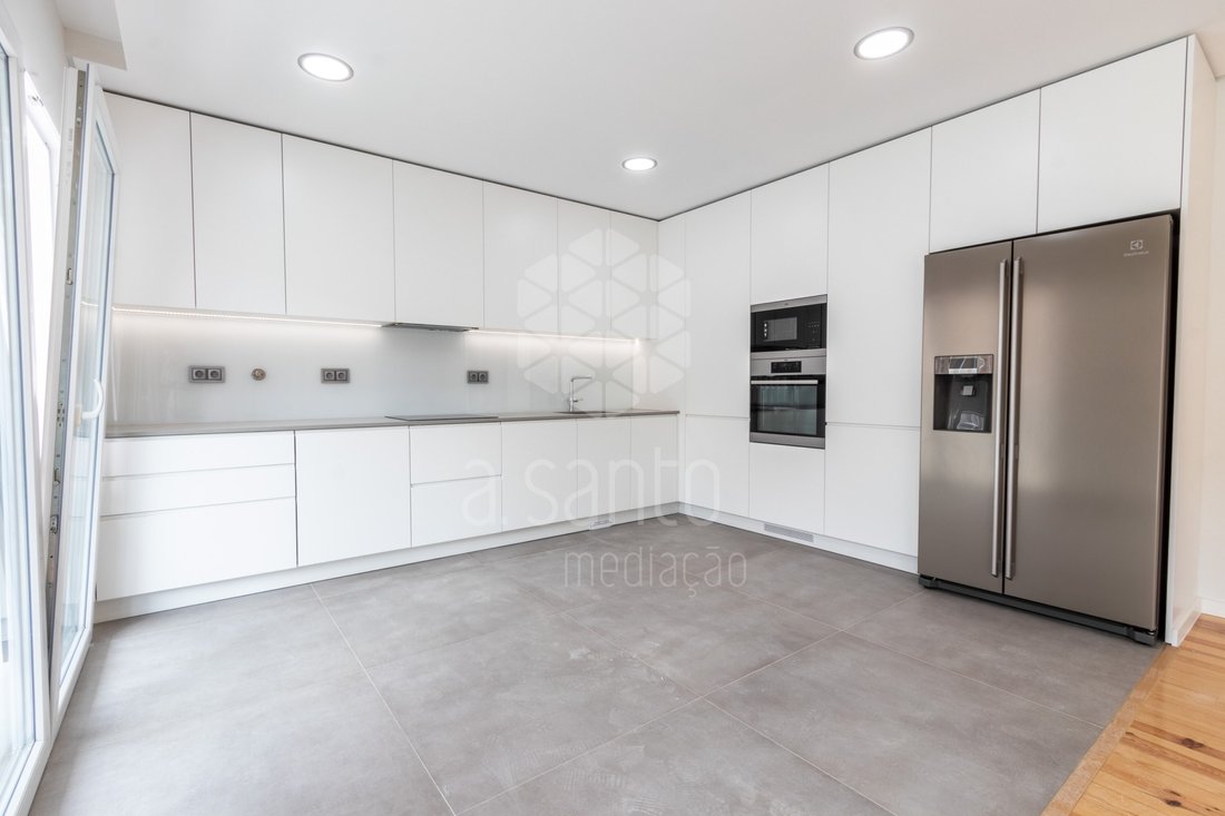 Apartment in Estoril, Cascais e Estoril, Lisbon 5 - 18355687
