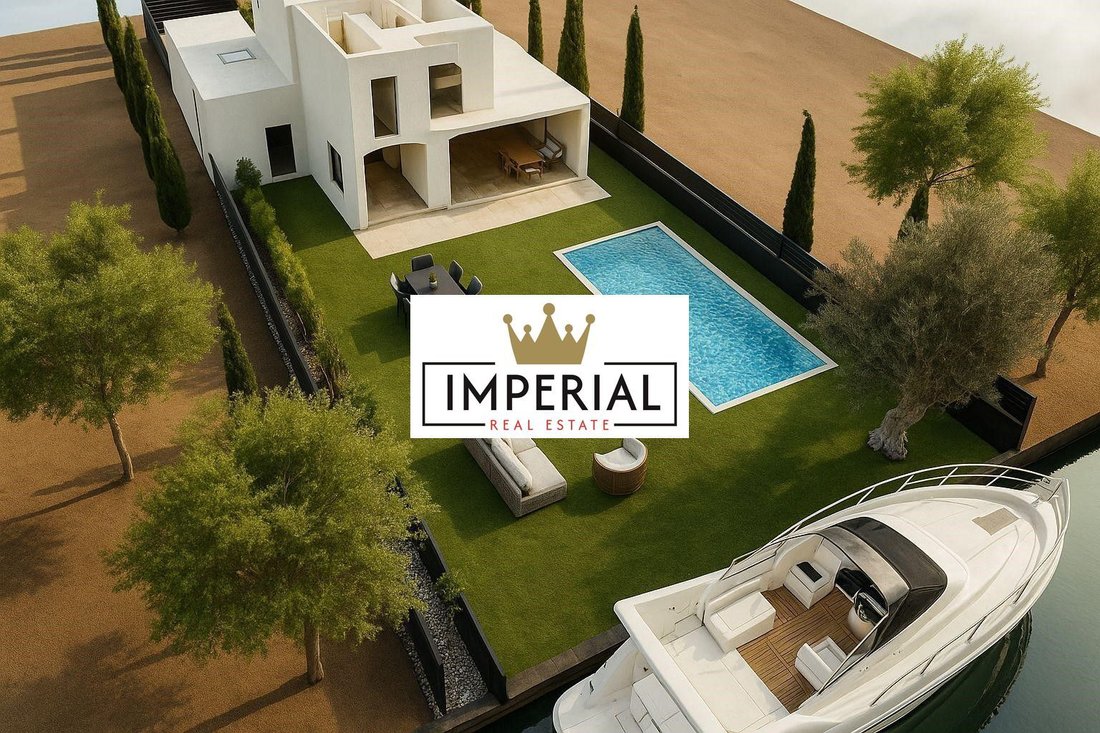 House in Empuriabrava, Catalonia, Spain 1 - 18352485